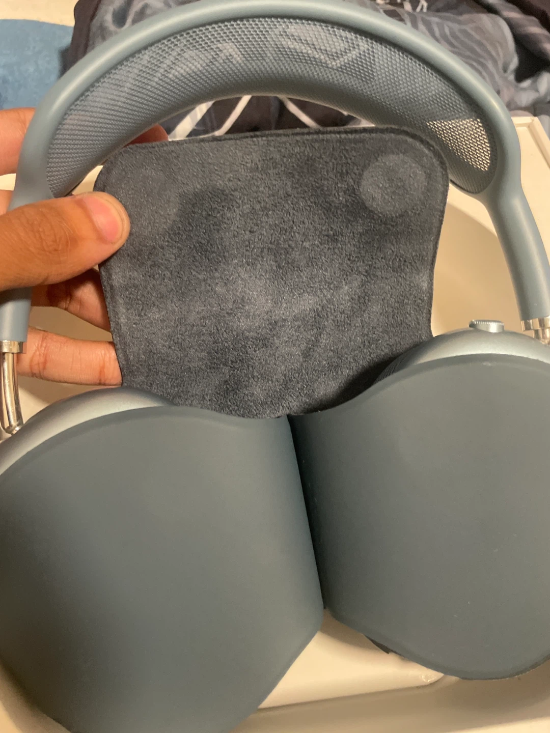 Apple AirPods Max Wireless Headphones - photo 2