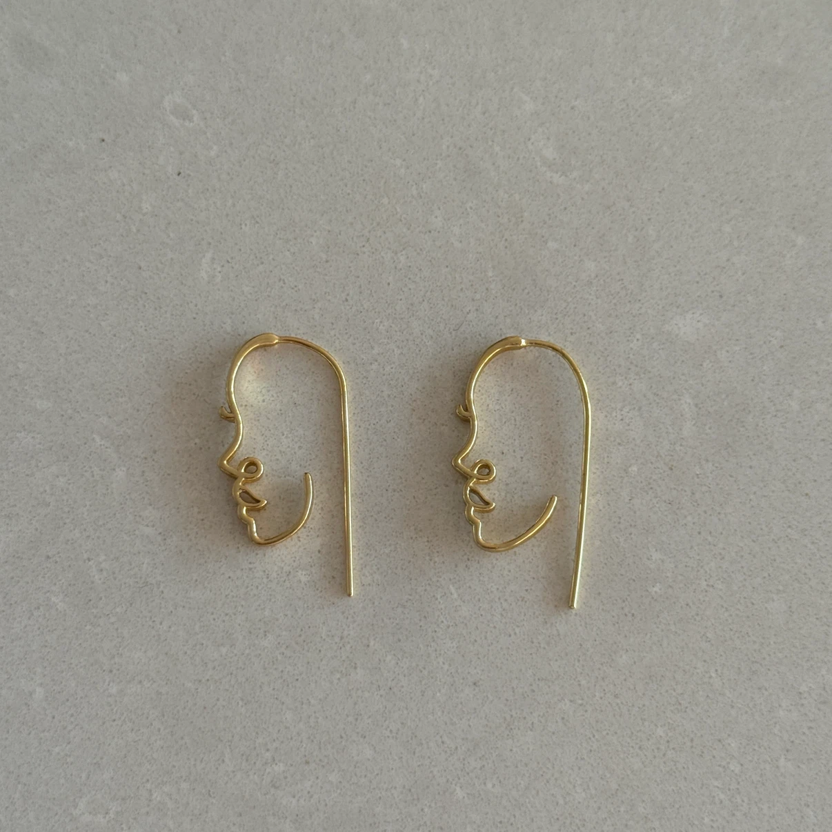 Gold Wire Face Outline Hoop Earrings - photo 2