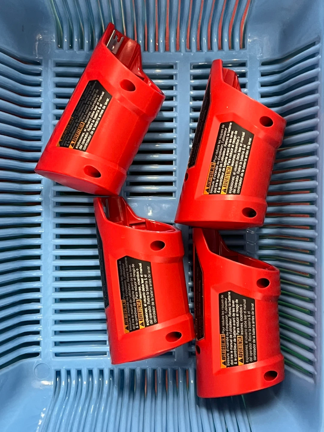 Milwaukee M12 12V Battery adapter - photo 3