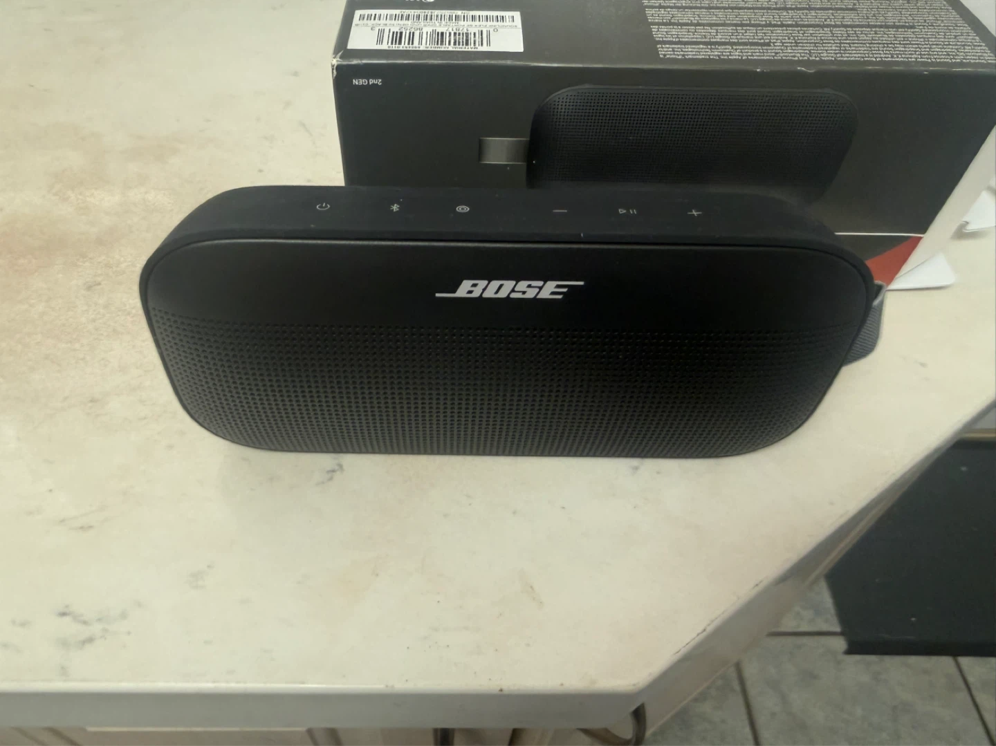 Bose SoundLink Flex SE Portable Bluetooth Speaker