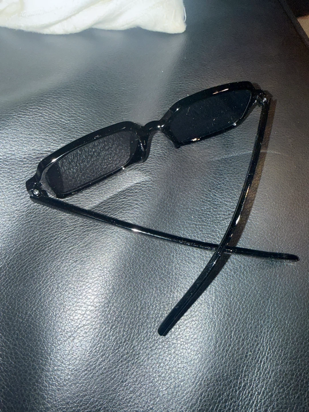 2 Pairs of Rectangular Sunglasses - Black and Tortoiseshell - photo 4