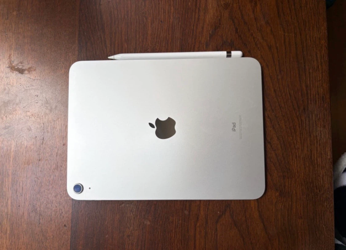 Apple iPad (10th Gen) with Apple Pencil