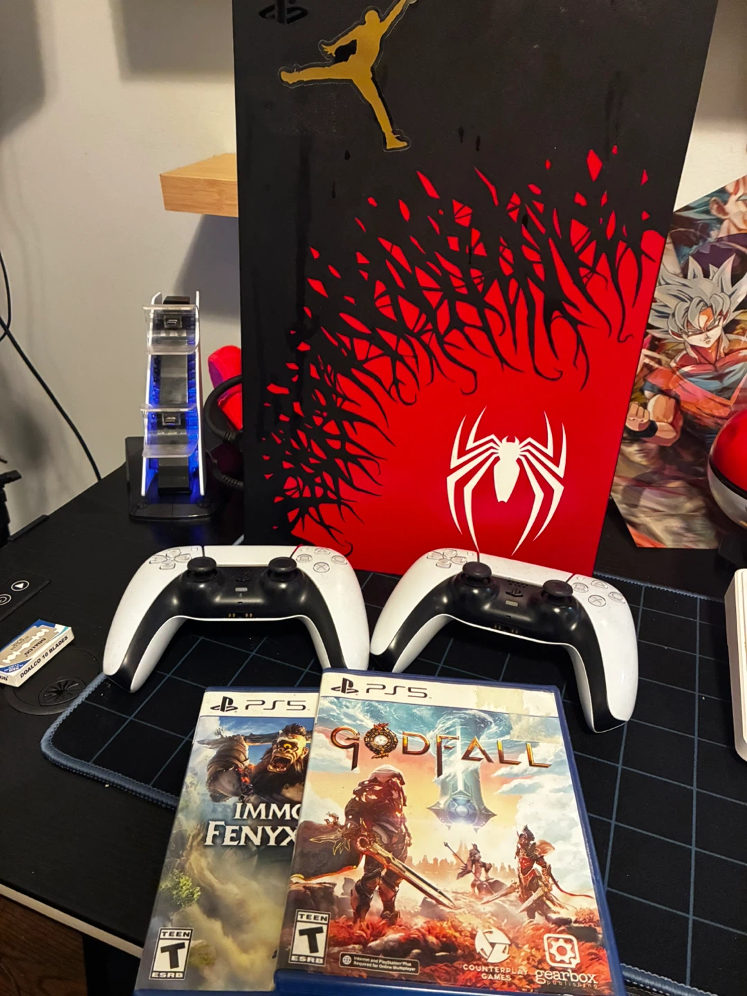 Estoy vendiendo ps5 con dos controles