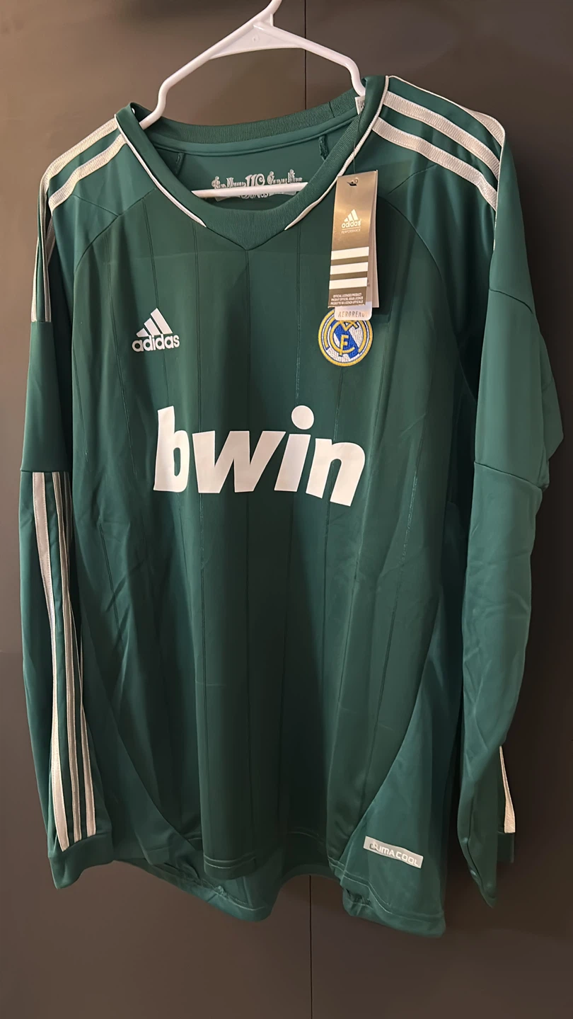 Ronaldo Real Madrid green