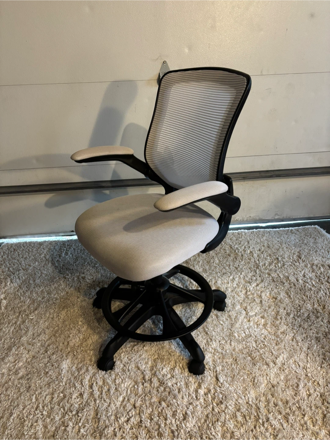 Adjustable height ergonomic office chair - photo 2