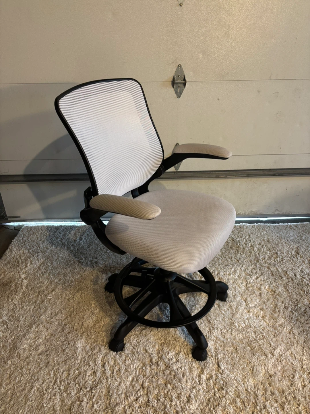 Adjustable height ergonomic office chair - photo 3