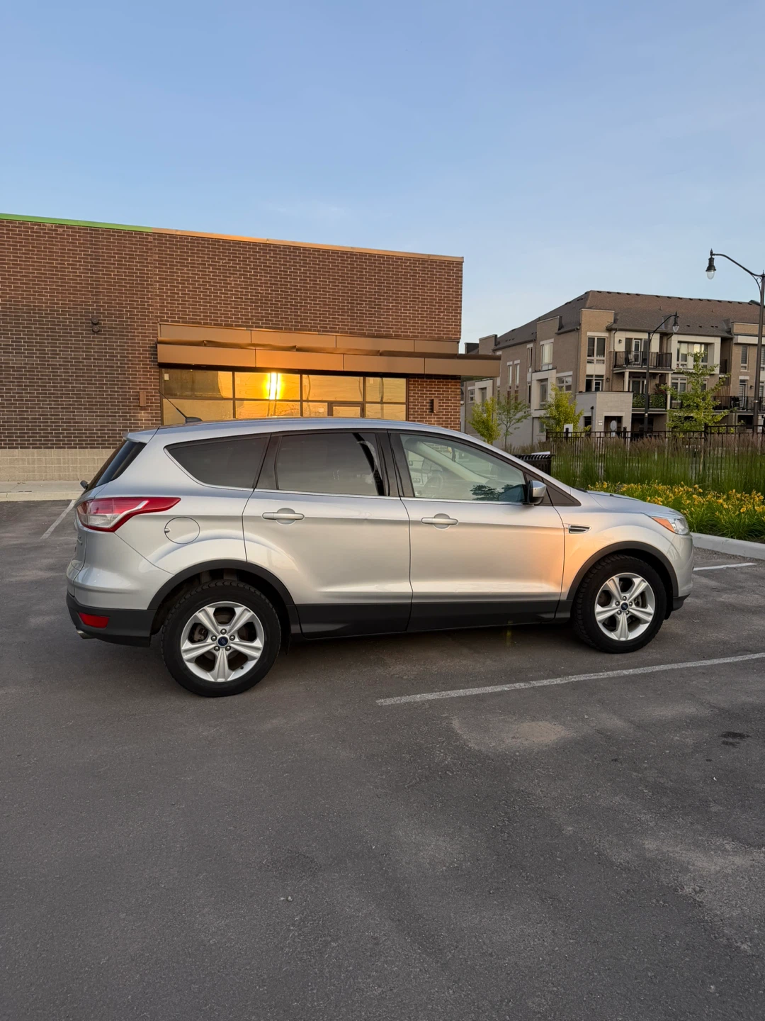 Silver Ford Escape SUV - photo 3