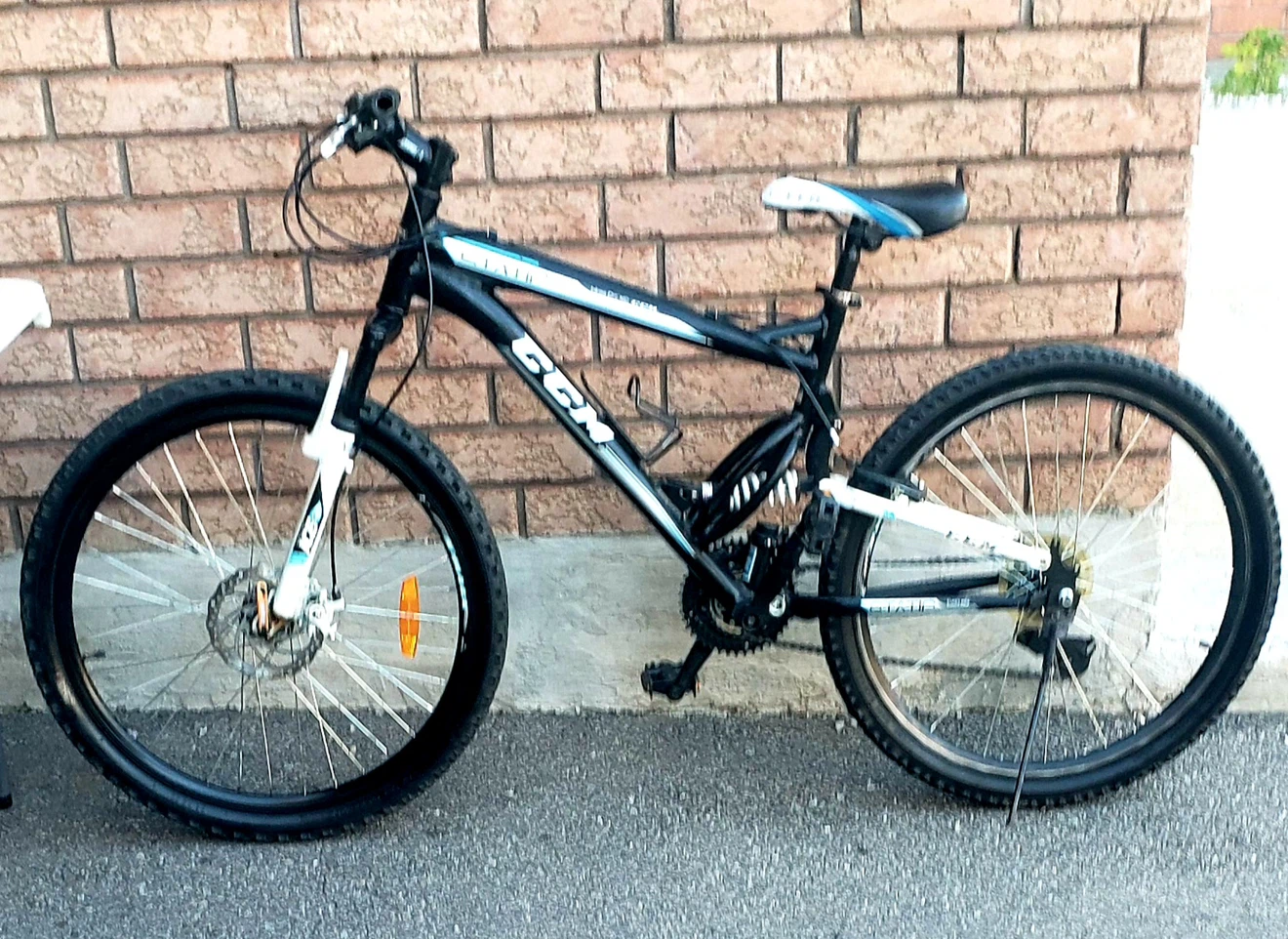 CCM Static Mountain Bike - photo 3