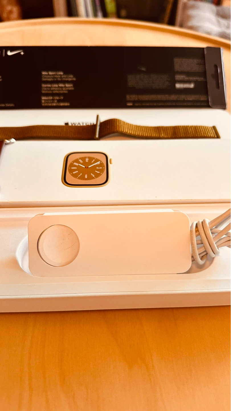 Apple Watch 8 series - photo 2