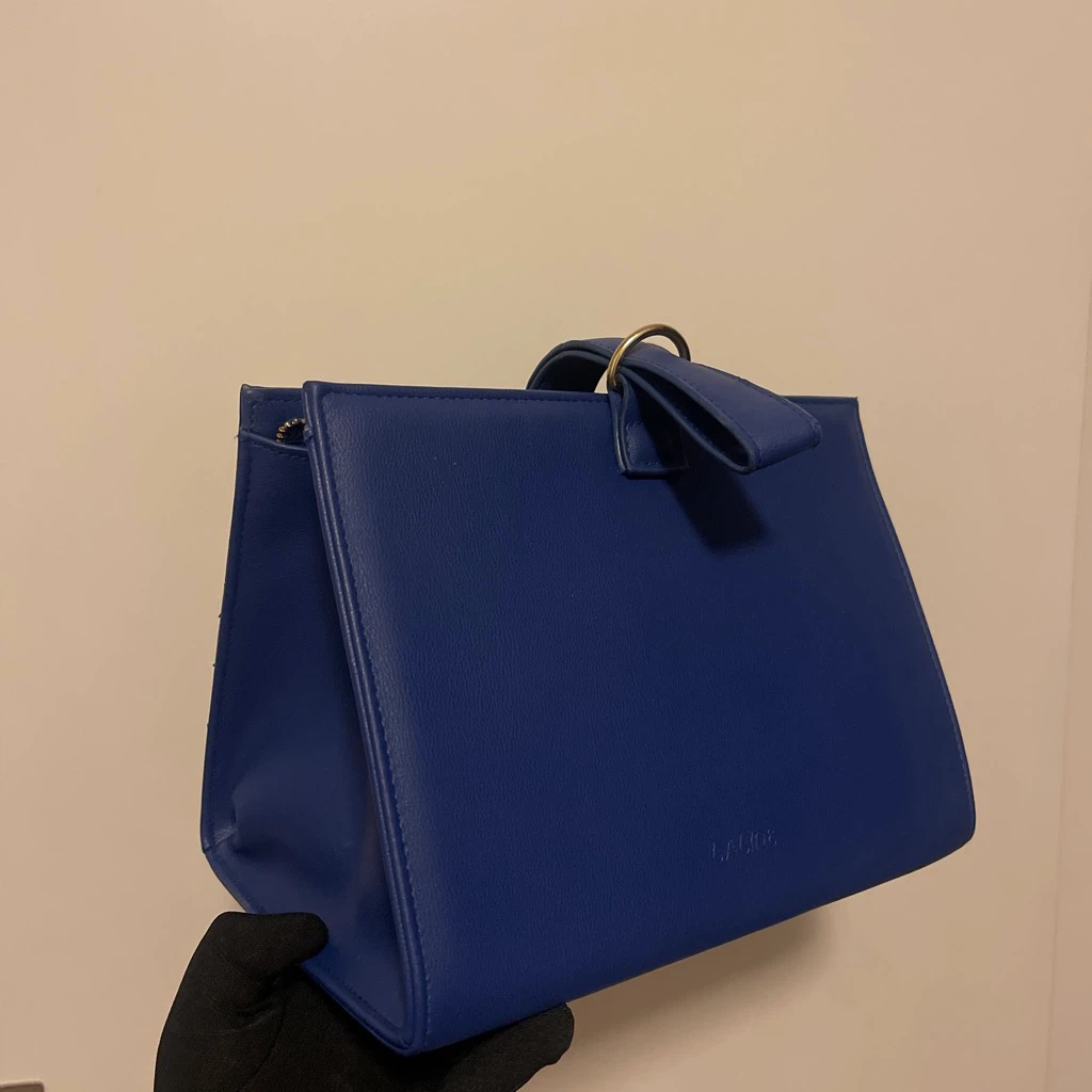 Blue triangular pouch - photo 2