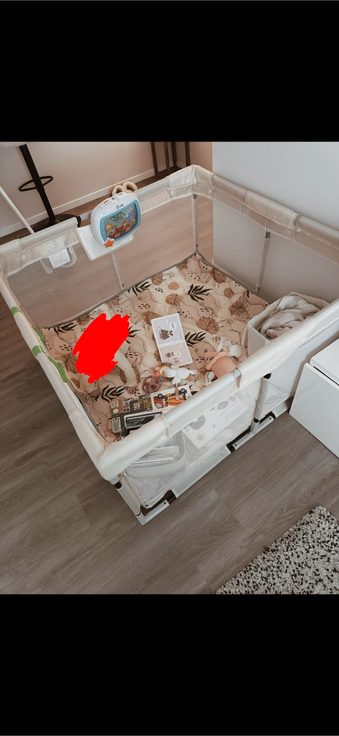 Baby Playpen and playpen beige Mat