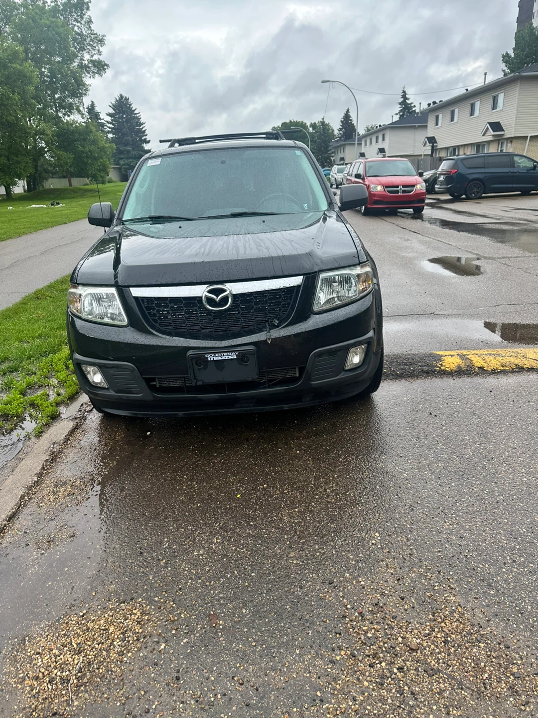 2011 MAZDA TRIBUTE – CLEAN CARFAX – SUPER RELIABLE SUV - photo 2