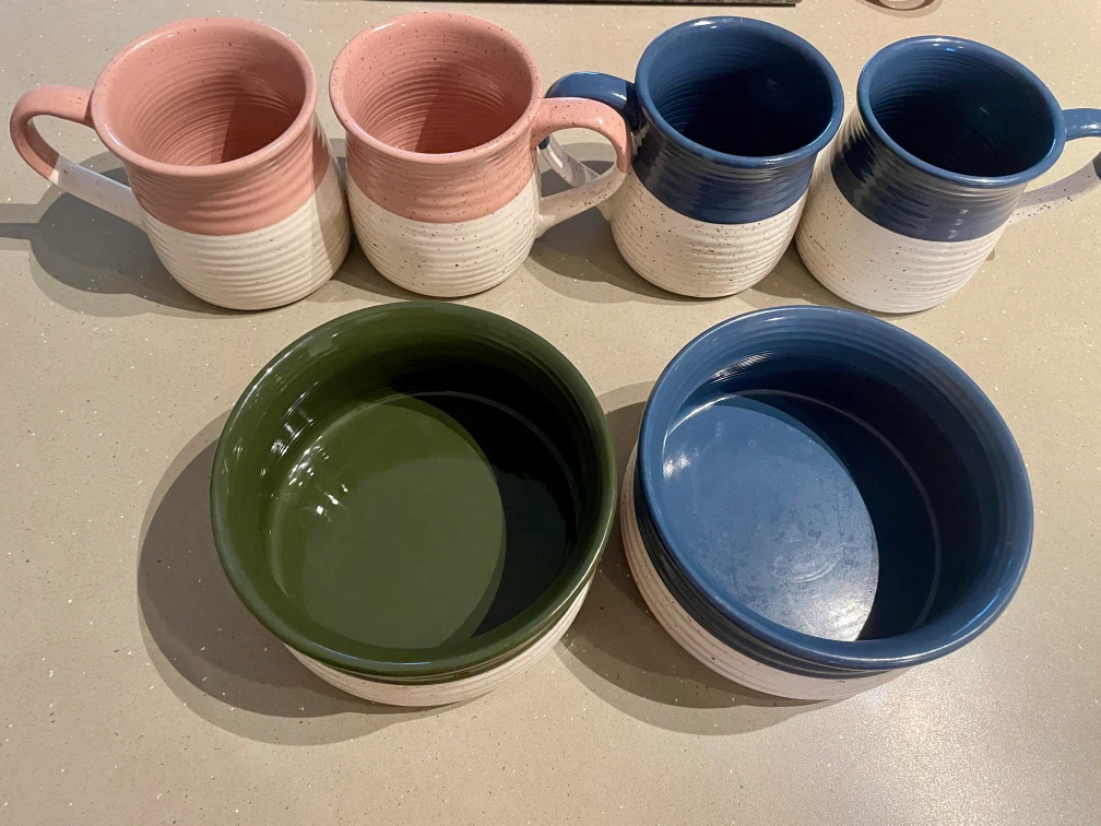 Set of 4 Mugs and 2 Bowls - photo 2