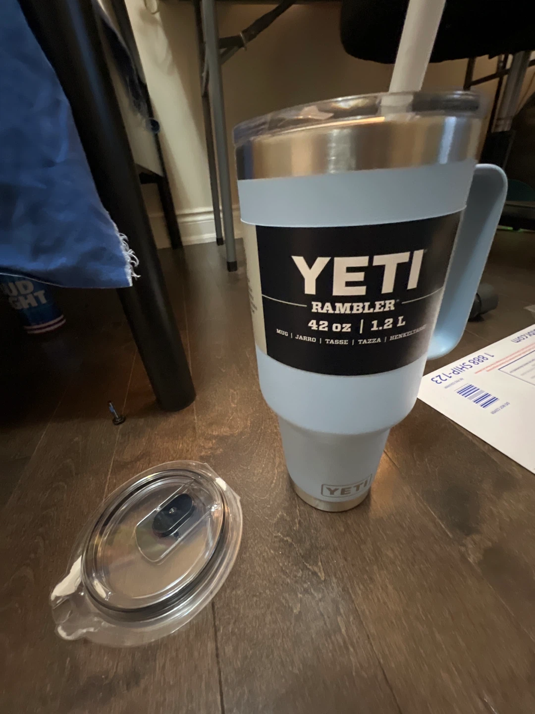 Yeti Rambler 42 oz Tumbler and extra lid