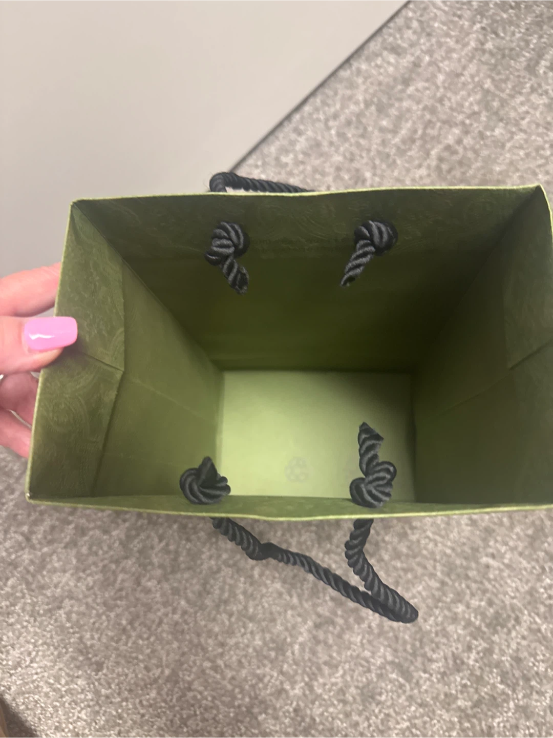 Gucci Paper Gift Bag authentic - photo 4