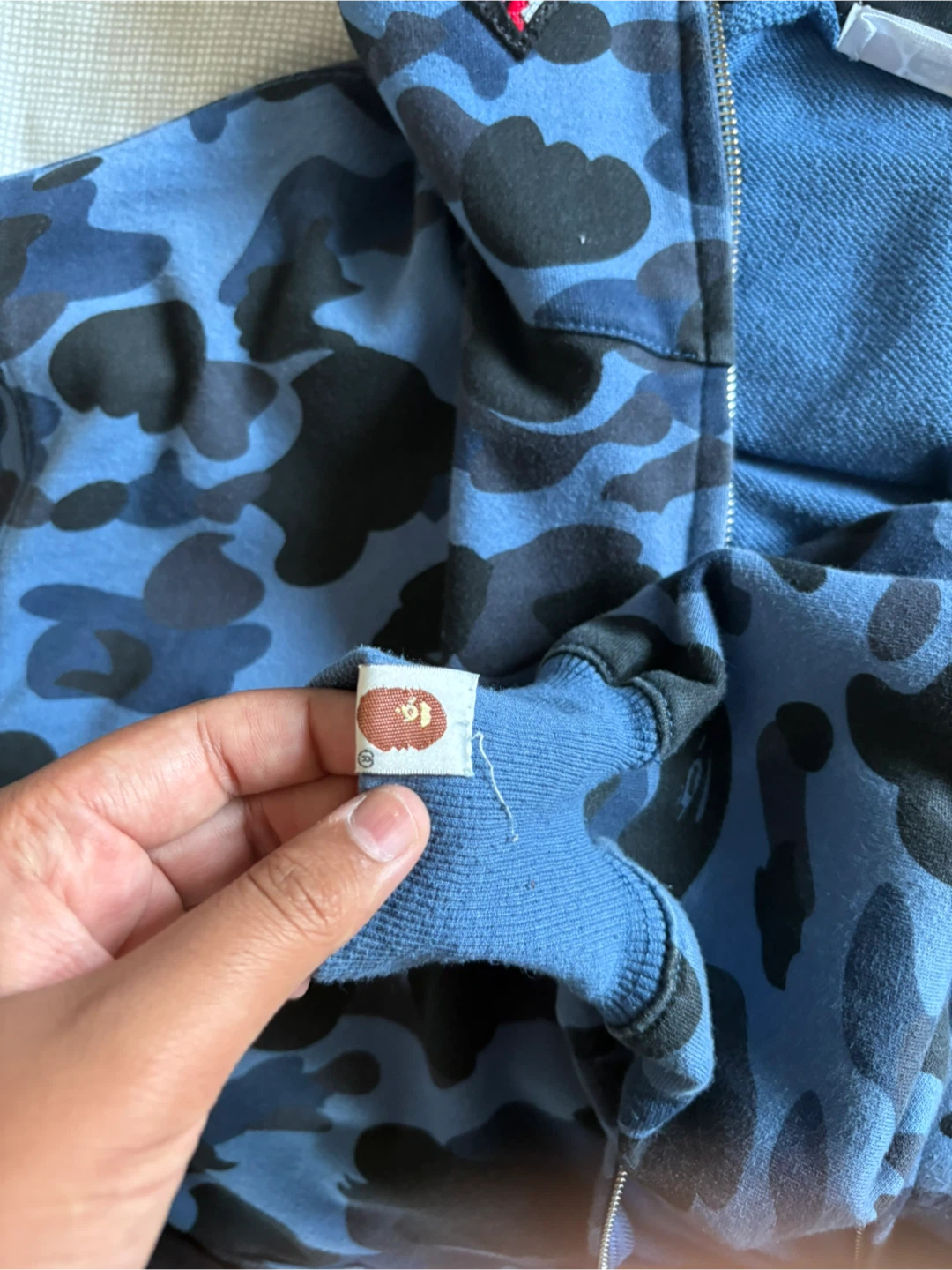 A Bathing Ape Shark Full Zip Hoodie medium size - photo 2