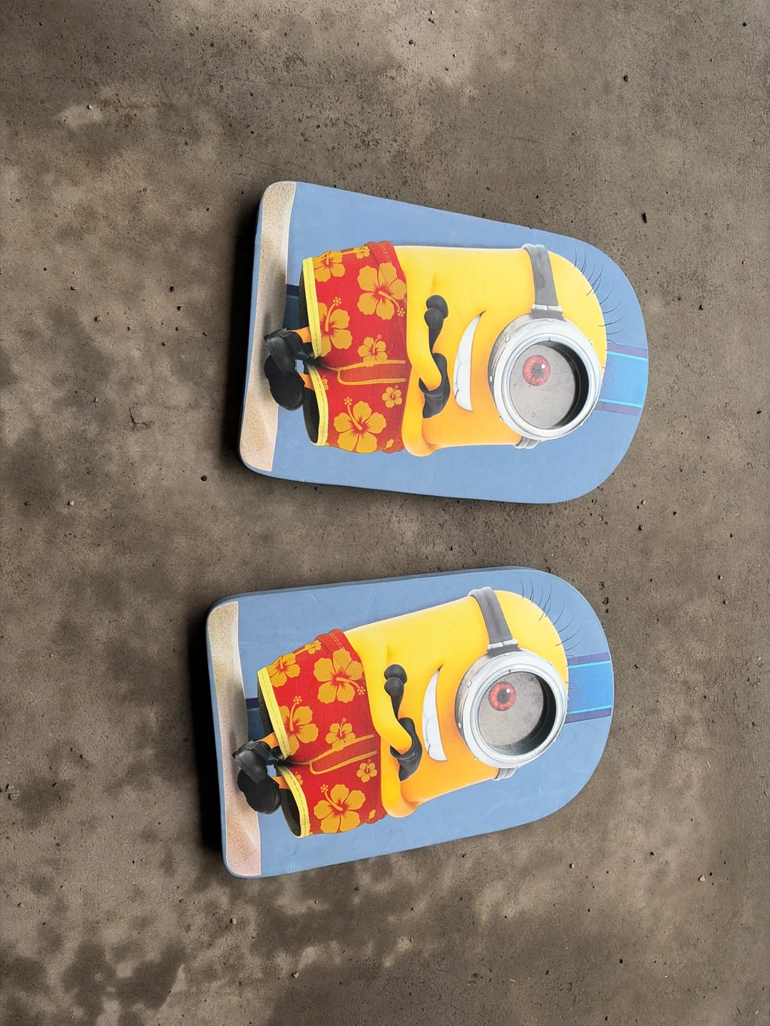 Minions Pool Floats - Set of 2