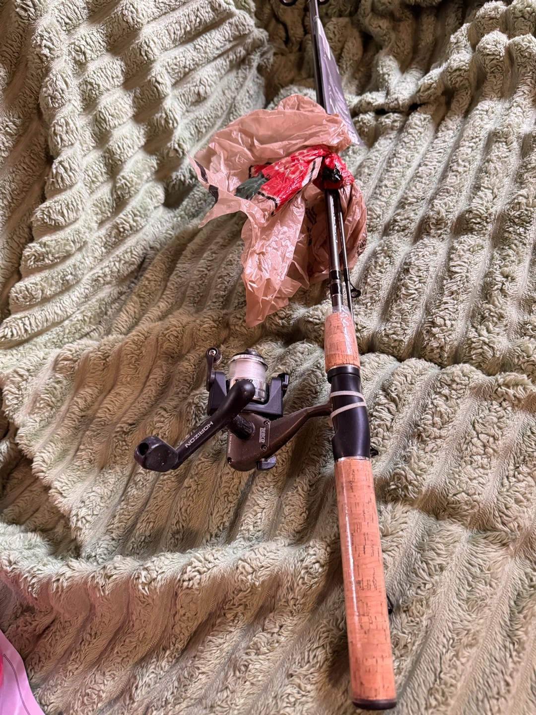 Zebco Horizon Spinning Combo Fishing Rod and Reel - photo 3