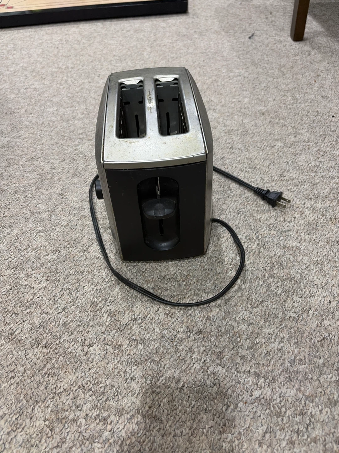 Black and Silver 2-Slice Toaster