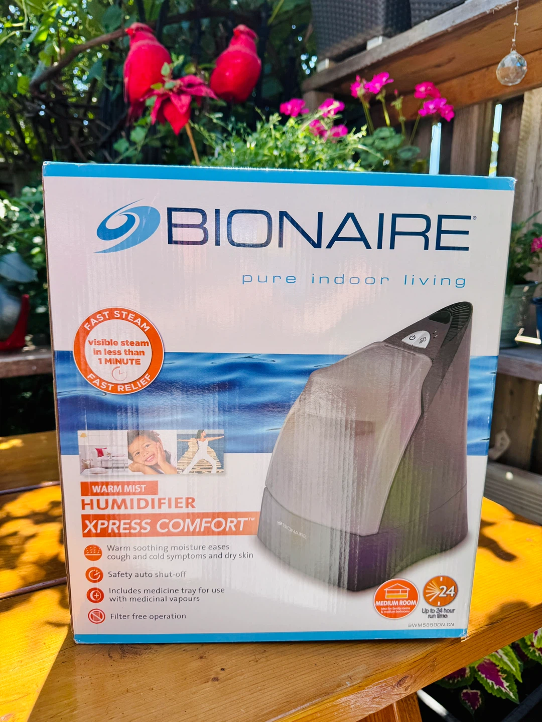 Brand New BIONAIRE Warm Mist Humidifier - Model BWM5850DN-CN