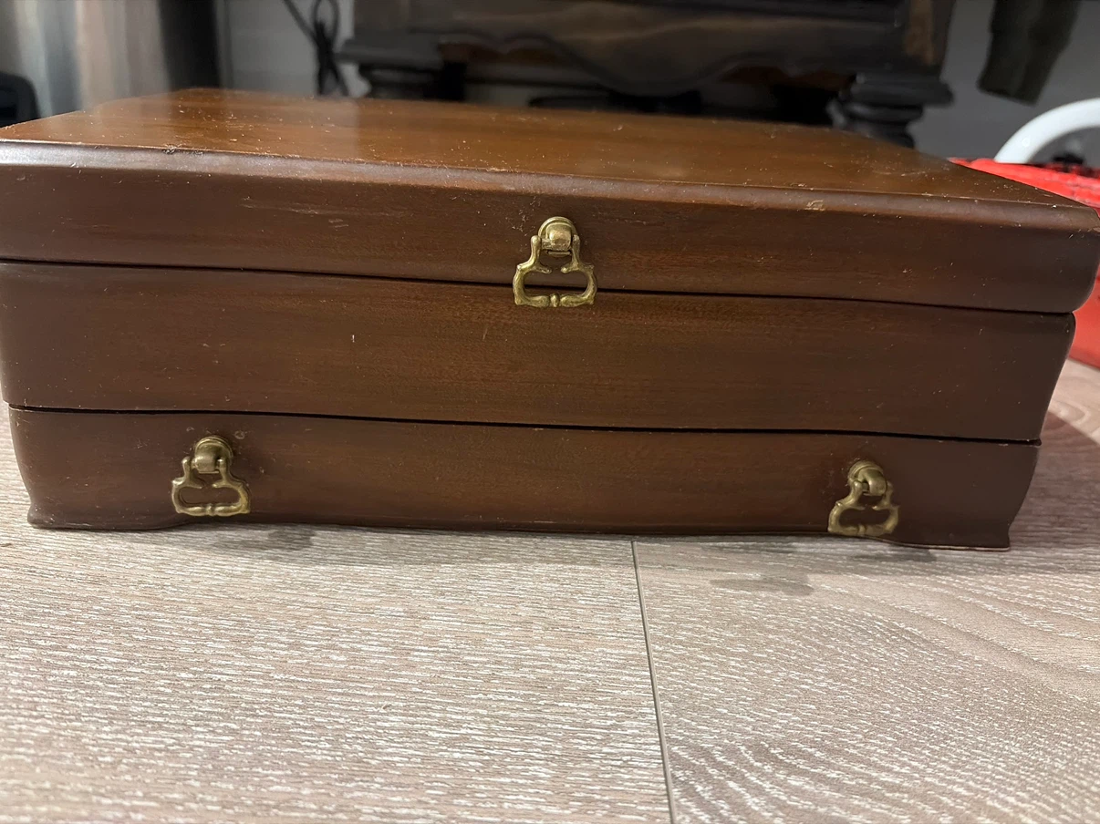 The Royal Highness Wooden Jewelry Box - photo 3