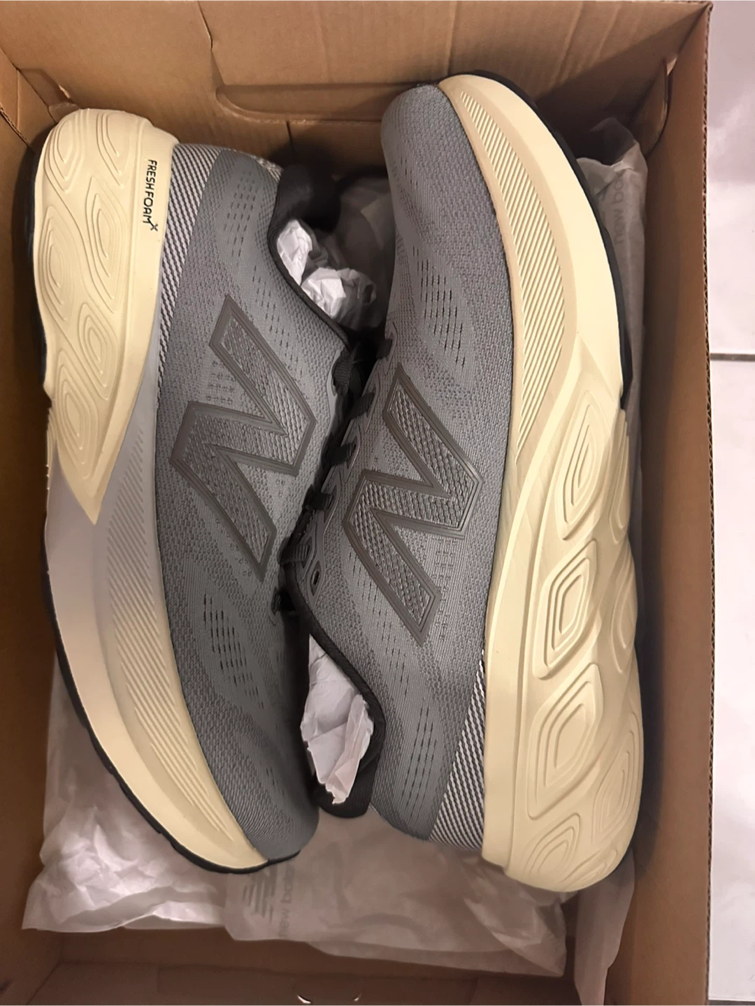 New Balance M880F15 Grey Running Shoes