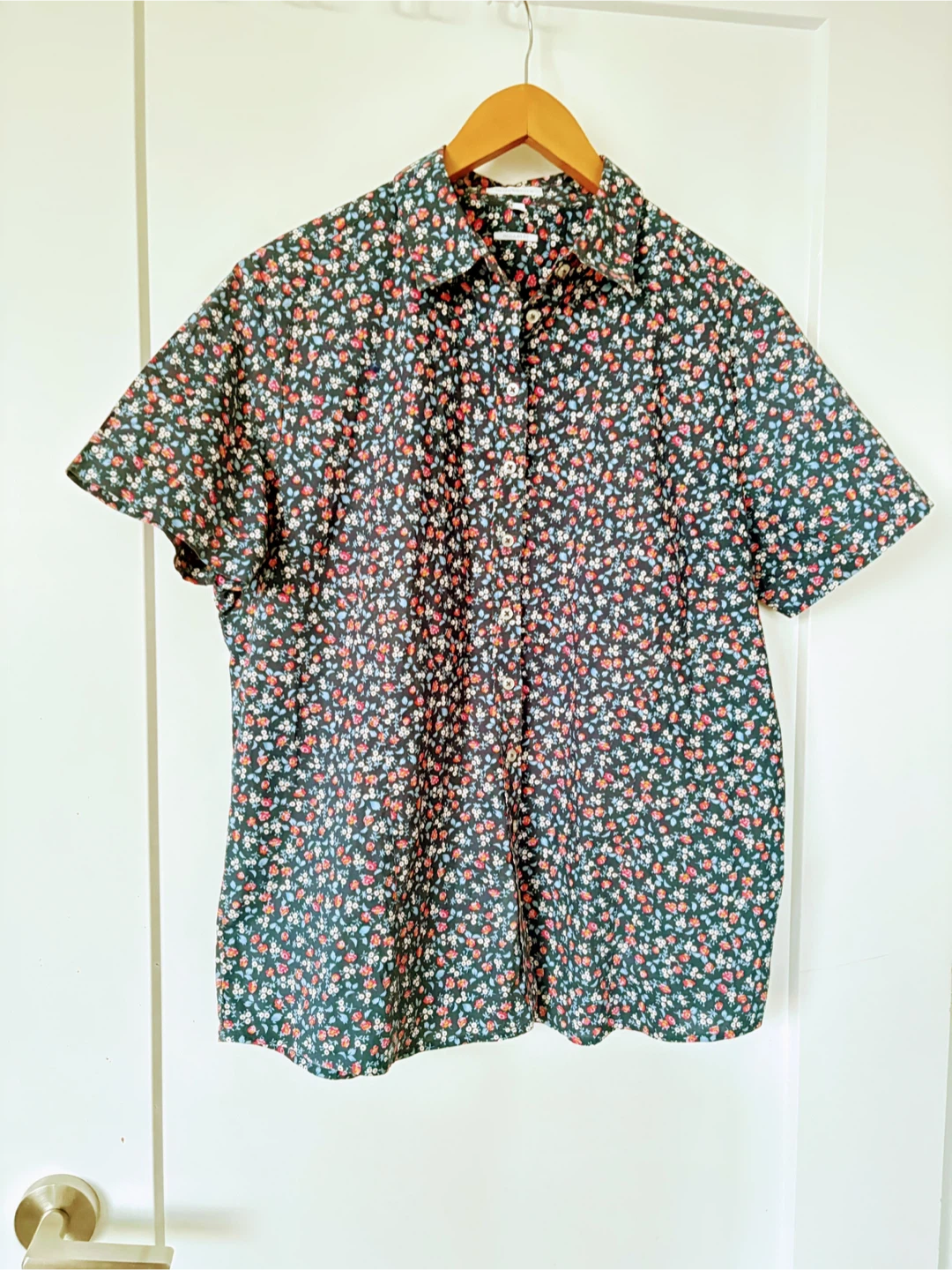 Short Sleeve Floral Shirt - photo 4