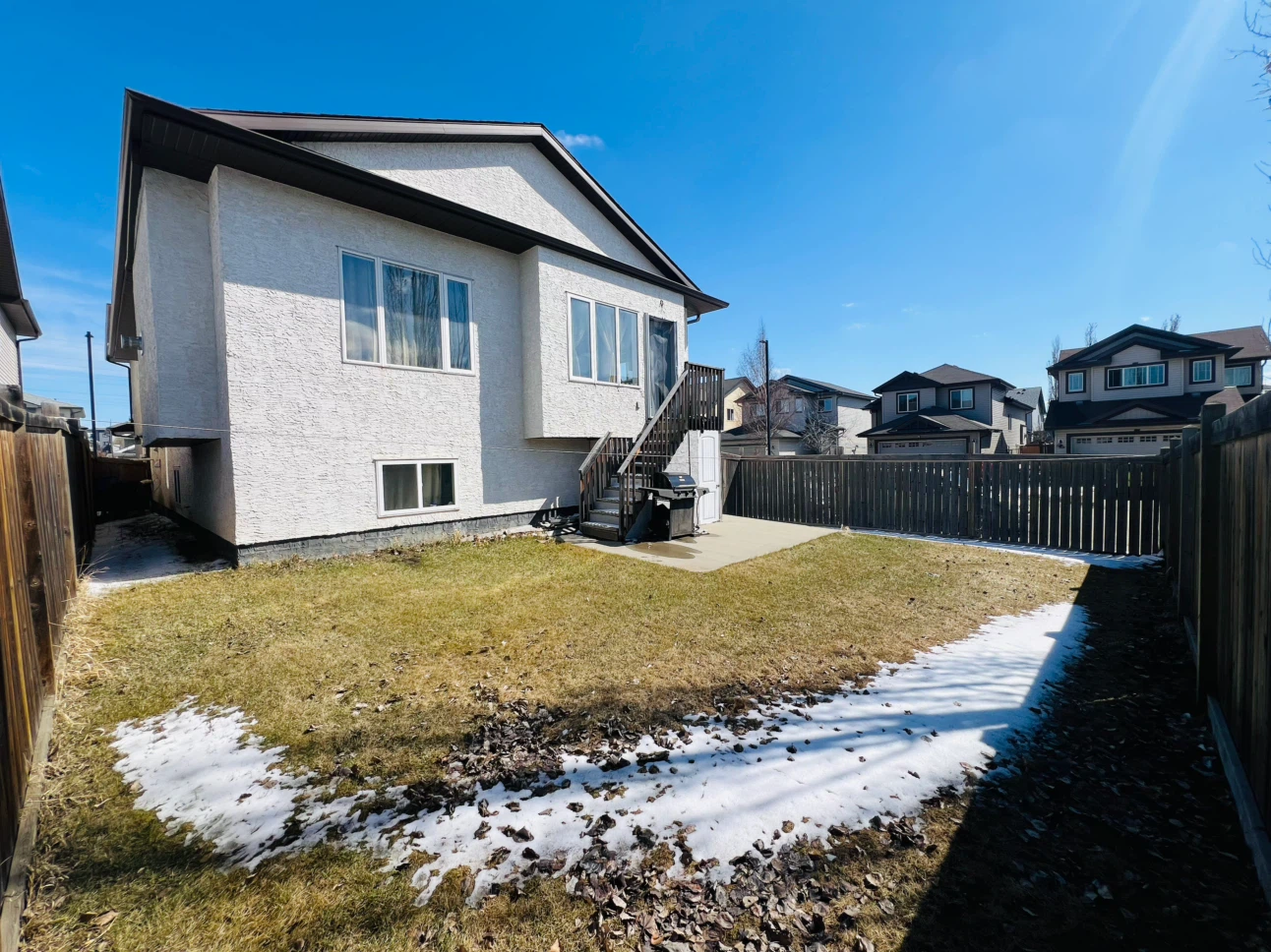 6 Beds 4 Baths Modify Bi-Level House - photo 2