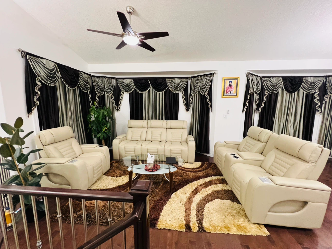 6 Beds 4 Baths Modify Bi-Level House - photo 4