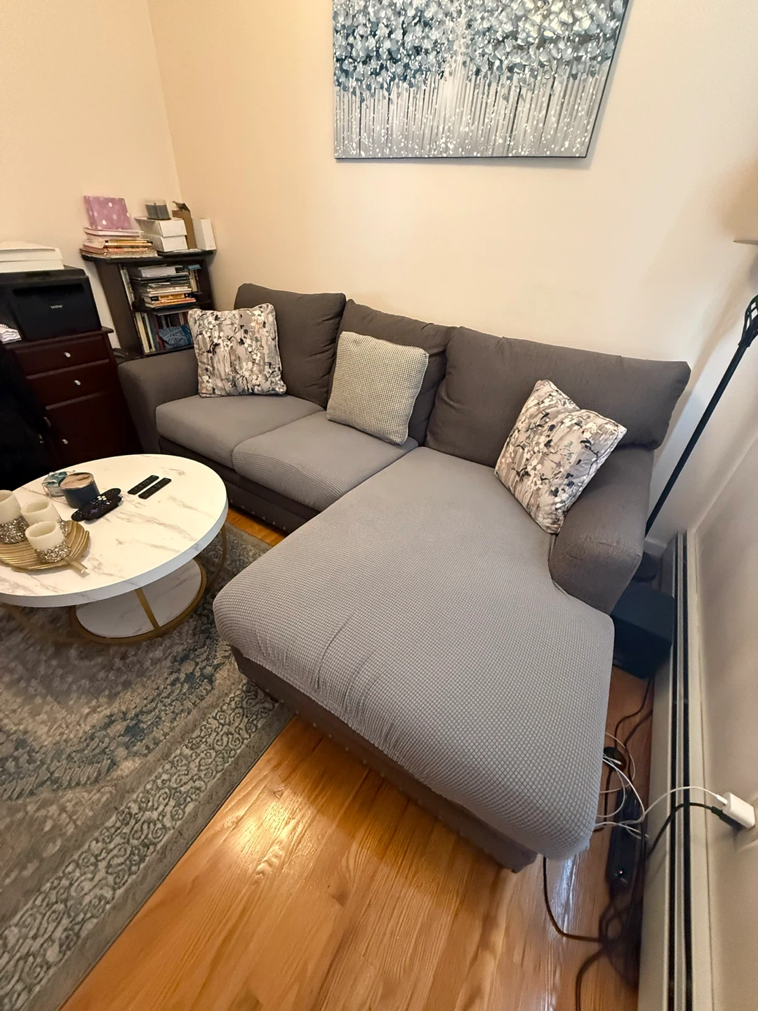 Sectional Sofa with Chaise