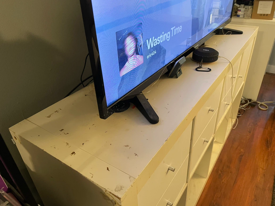 IKEA kallax shelf tv stand - photo 2