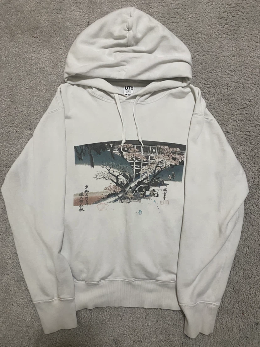 Uniqlo hoodie