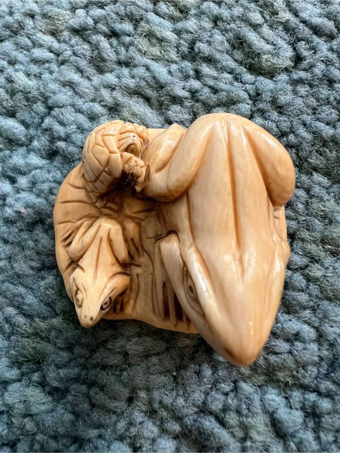 Antique Japanese ivory Netsukew figurines - photo 3