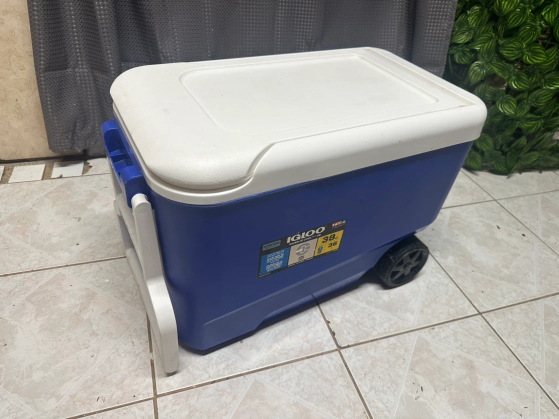 Igloo Wheelie Cool 38 Cooler