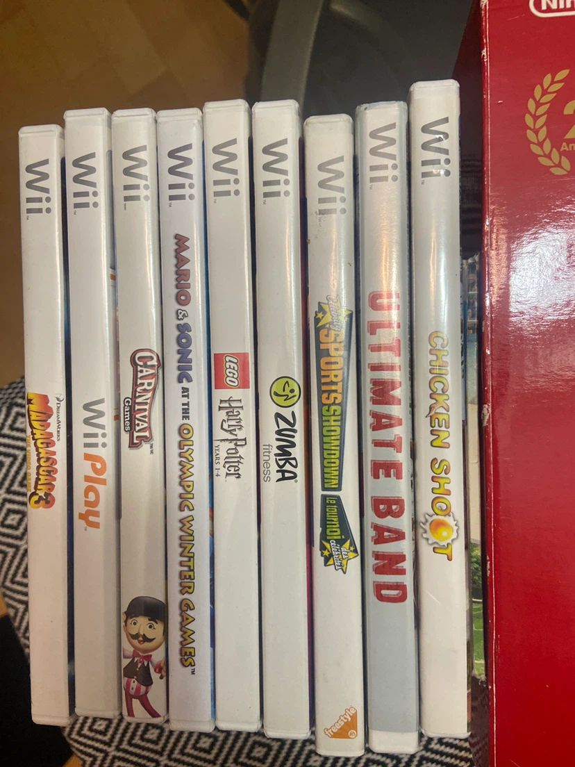 Nintendo Wii Red Console Bundle with Games - photo 2