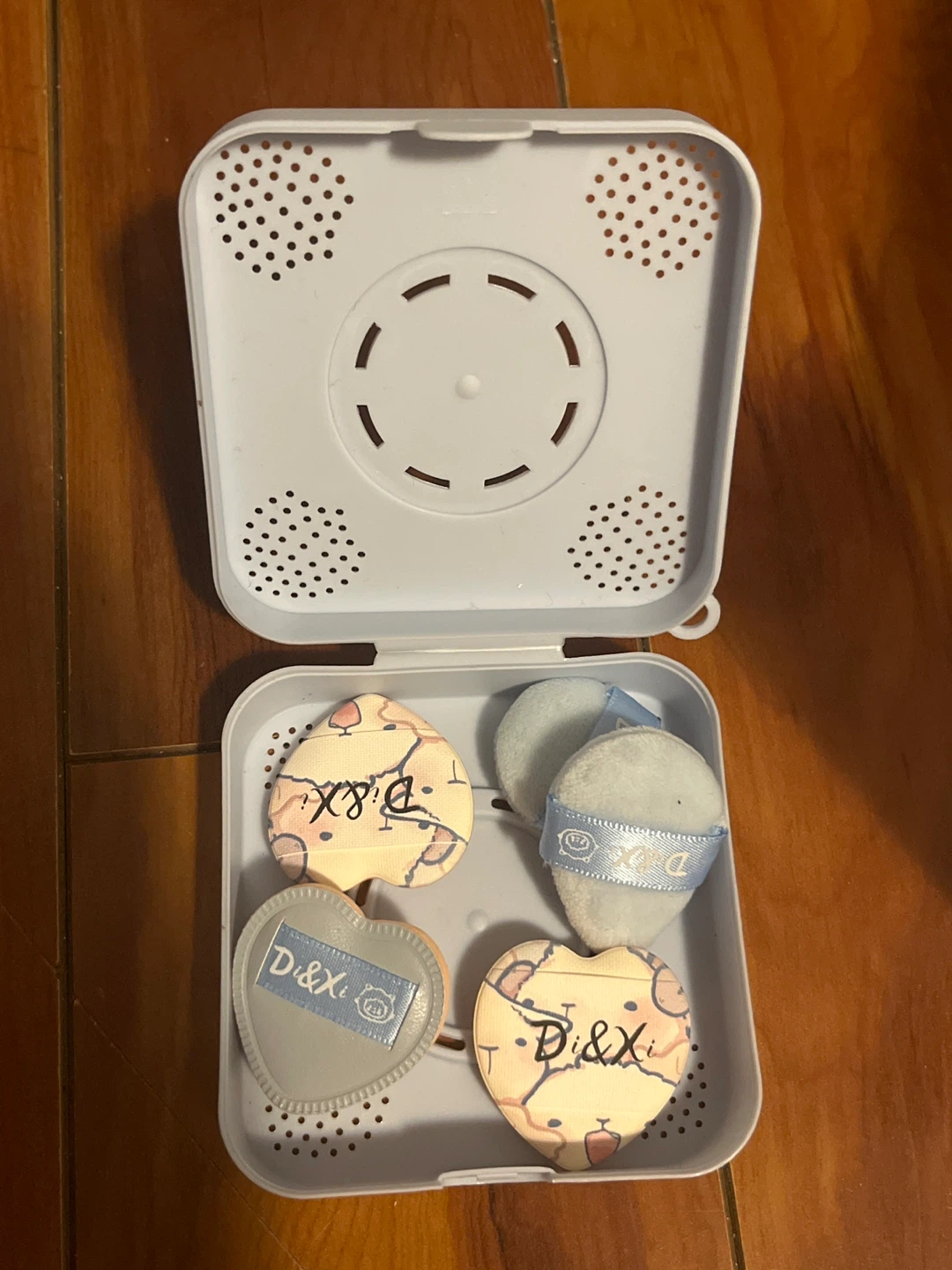 D&Xi Makeup Puff Set with Case