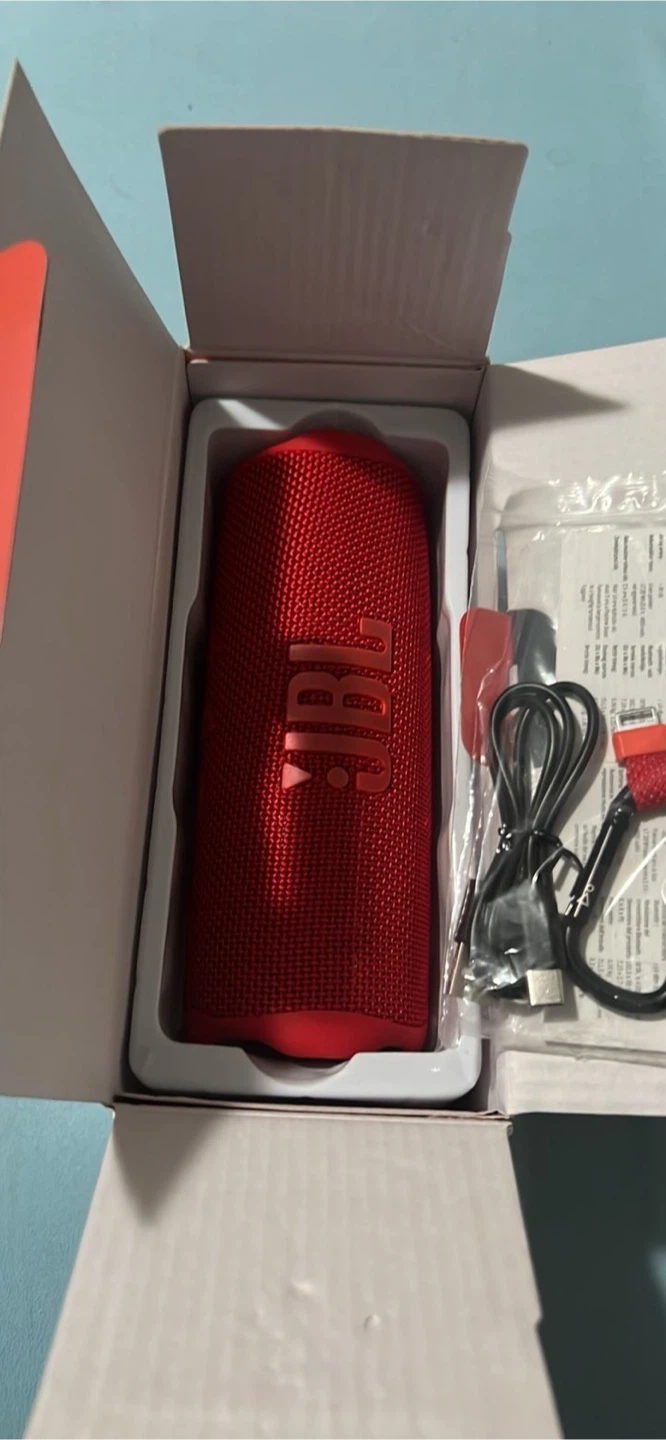Brand new JBL flip 7 speaker - photo 2