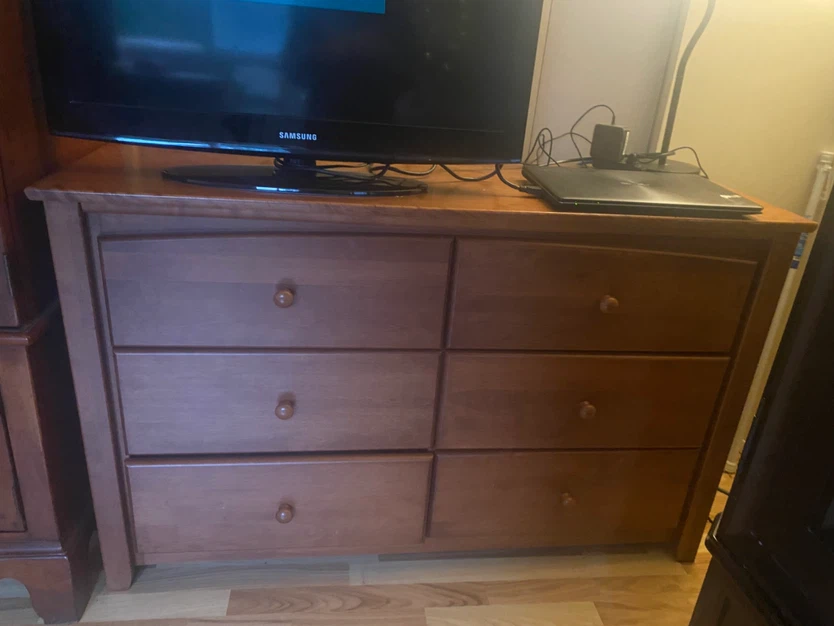Wooden 6-Drawer Dresser
