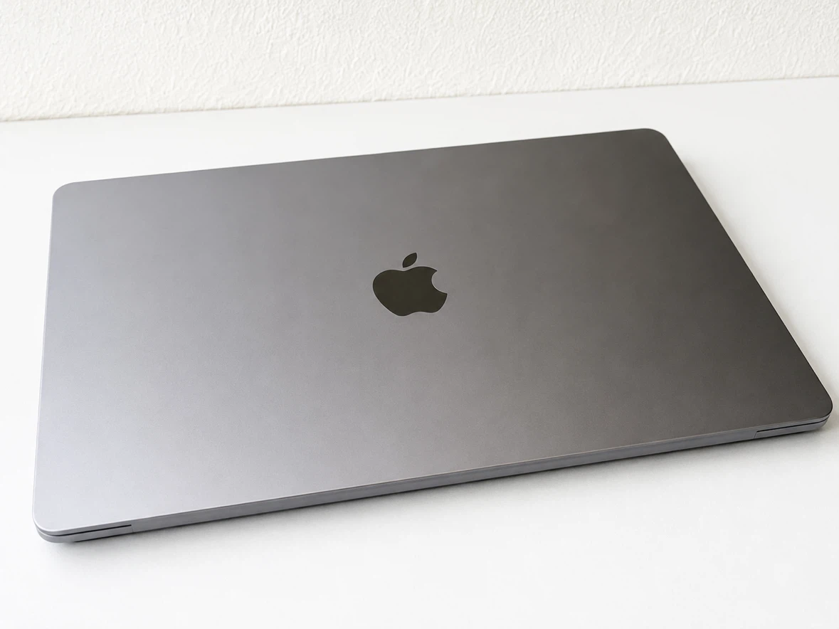 Apple MacBook Air  13-inch