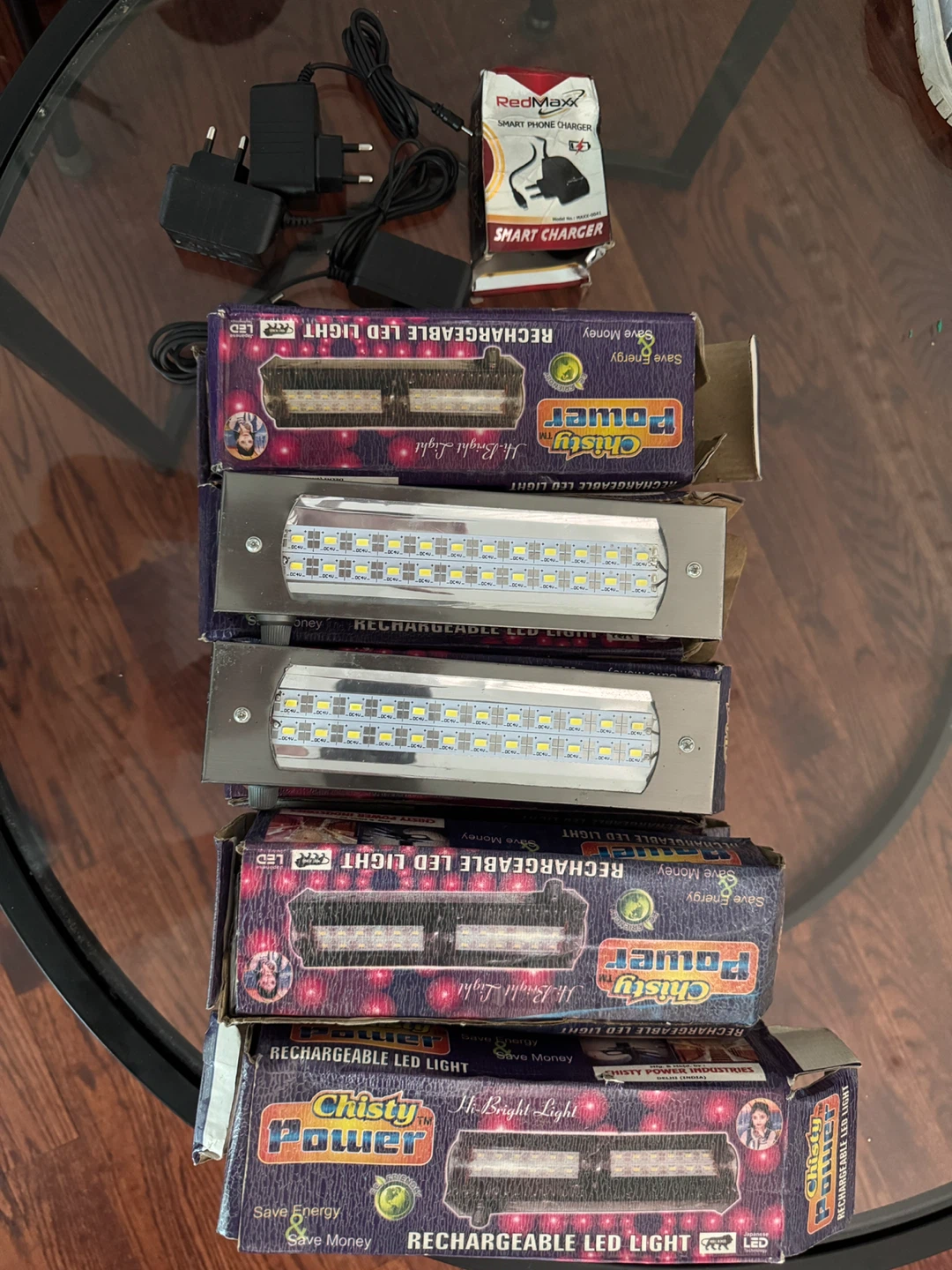 14 New Rechargeable LED Emergency Lights + 4 Chargers
