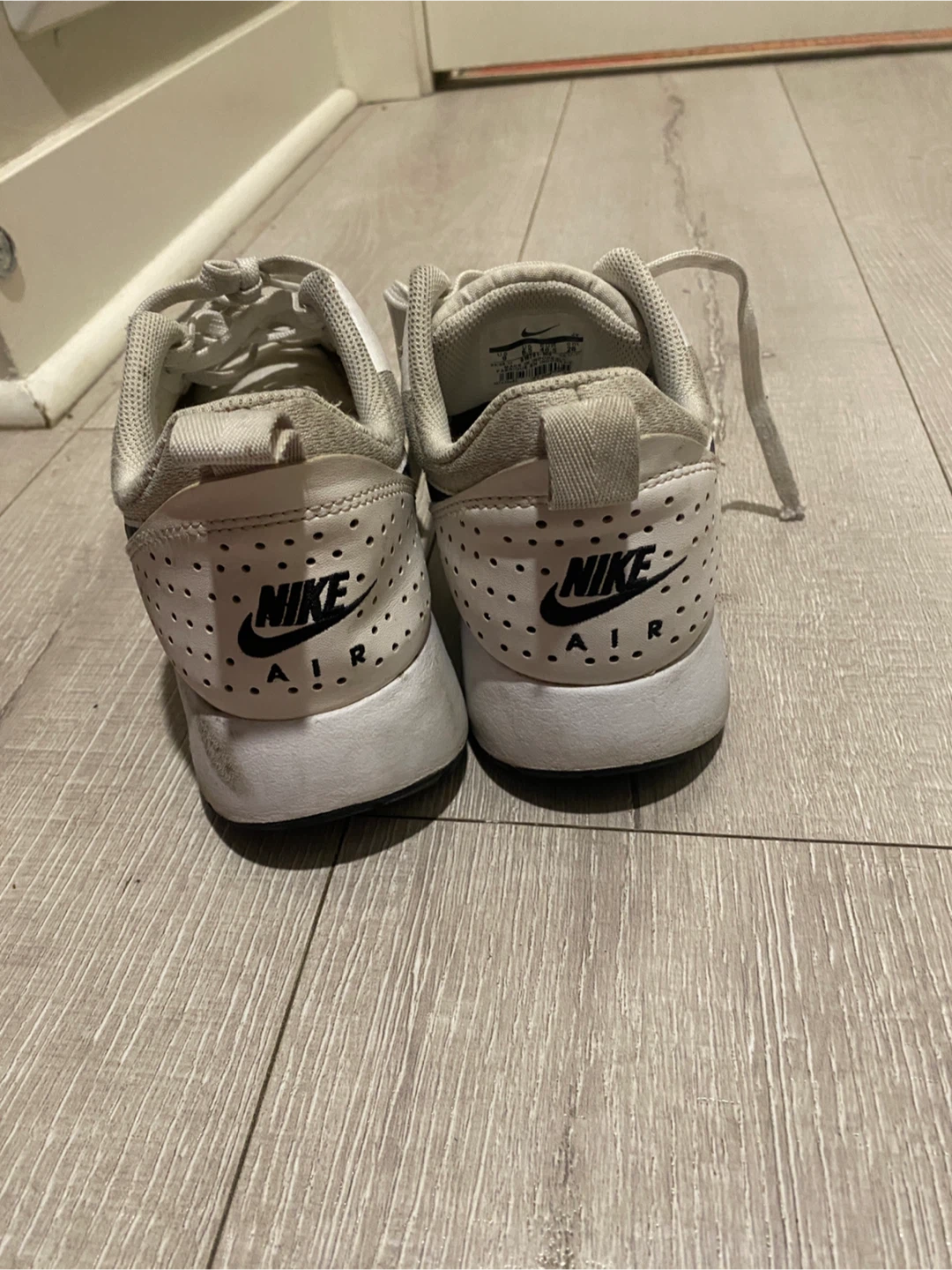 Nike Air Max Tavas Sneakers - photo 3