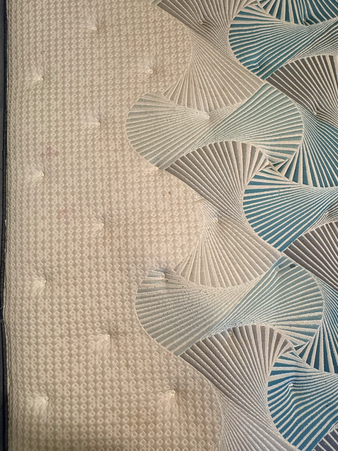 Queen Bed Set – Bed Frame, Mattress & Boxbase - photo 4