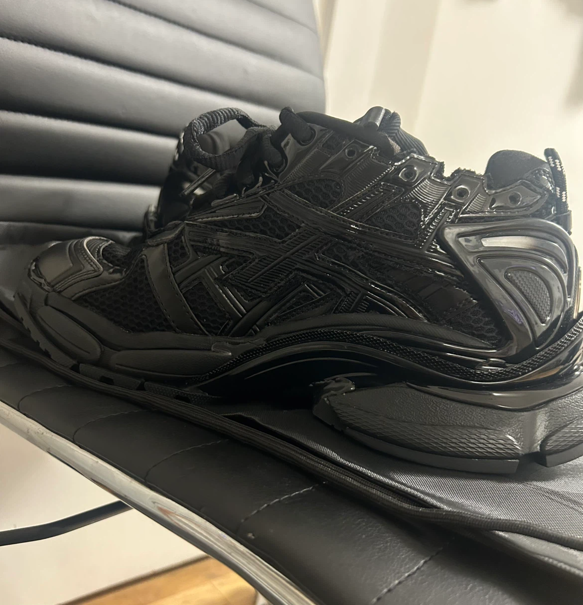 Balenciaga runners (send offers) - photo 3