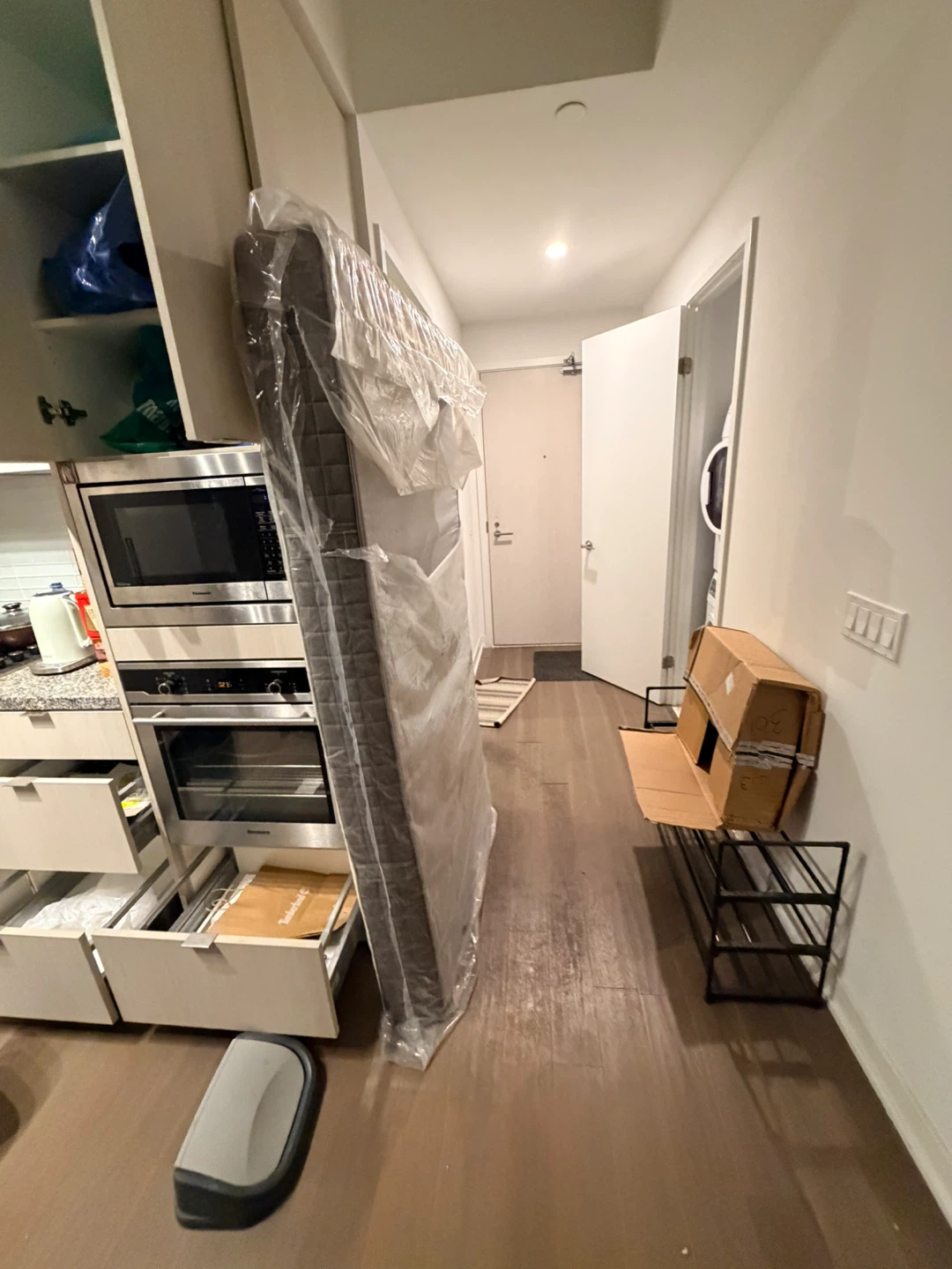 Twin mattress and tables free - photo 3
