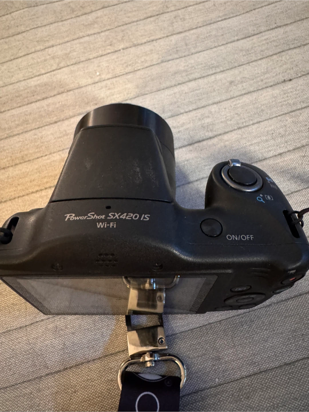 Canon PowerShot SX420 IS Digital Camera and accessories