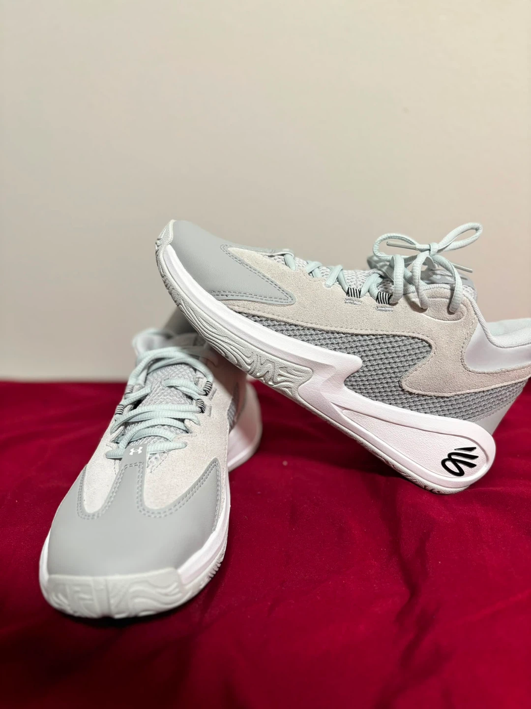 Under Armour Curry Shoes - Light Grey/White - photo 2