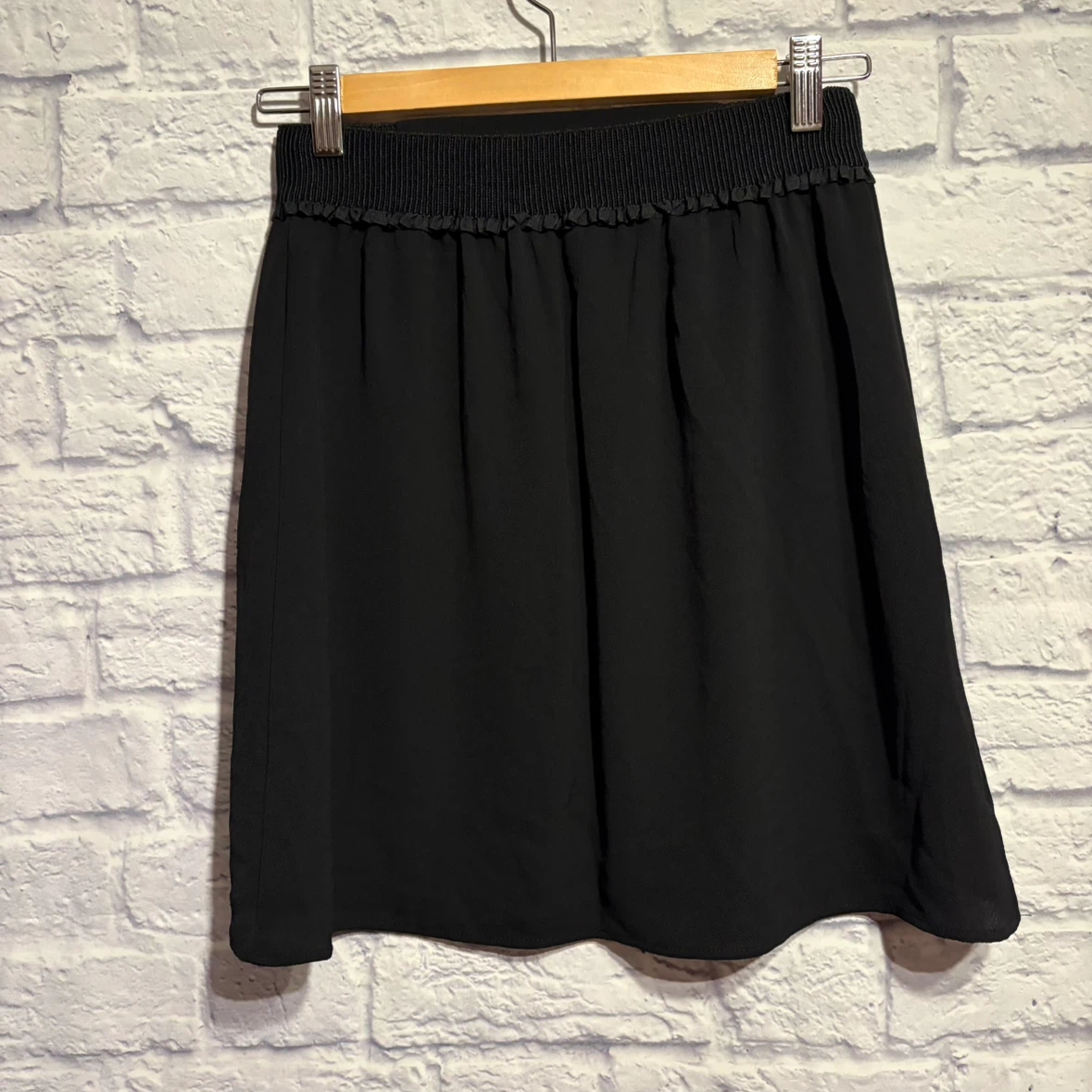 EUC NAF NAF Black Skirt XS - photo 4