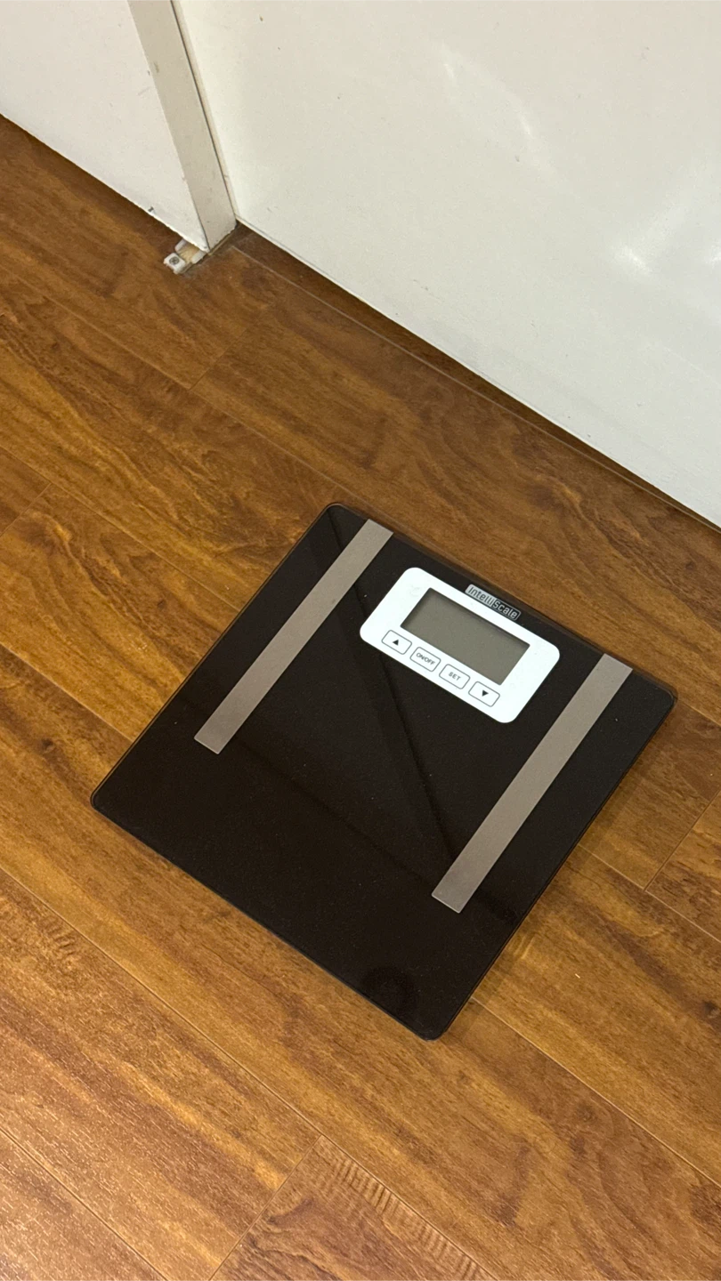 IntelliScale Digital Bathroom Scale