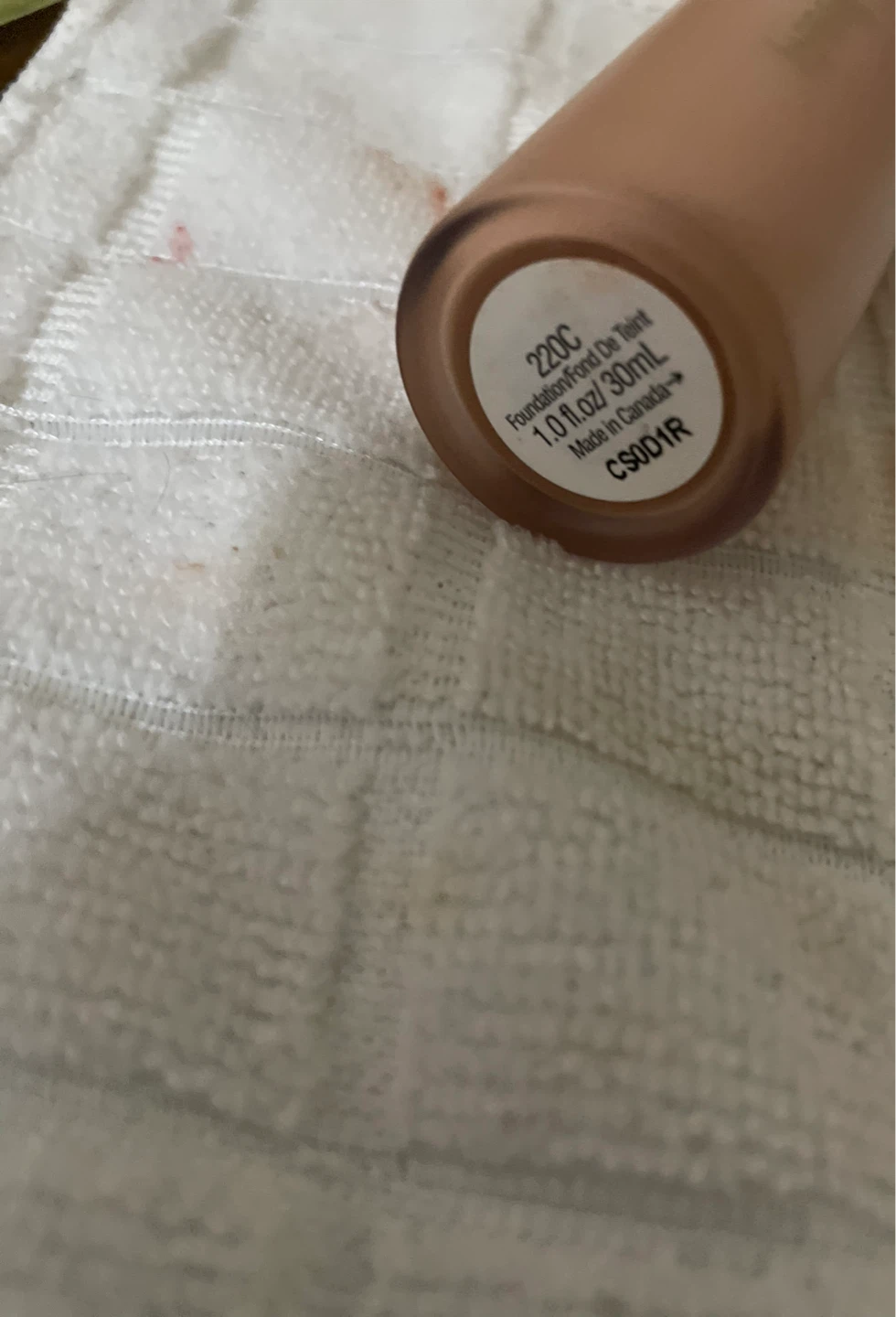 Rare Beauty 220C Liquid Foundation 30ml - photo 2