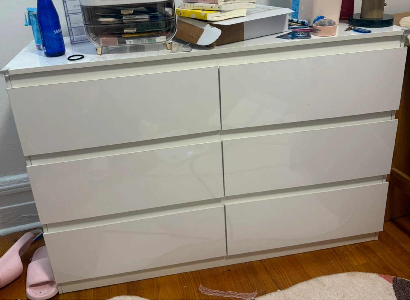 White 6-Drawer Dresser